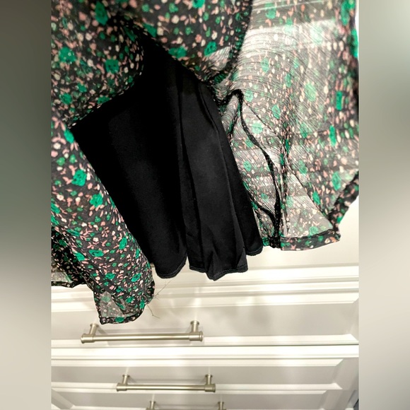 Francesca, medium romper floral like new - Picture 8 of 8